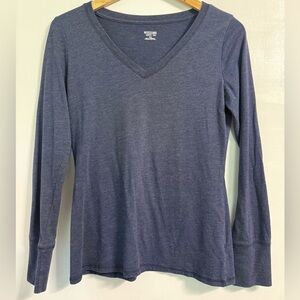 Mossimo Dusty Navy Long Sleeve V-Neck Tee | M | Soft Cotton Winter Layer
